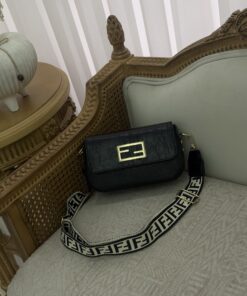 کیف کد 823